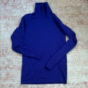 Athleta Women's Purple Turtleneck Top
